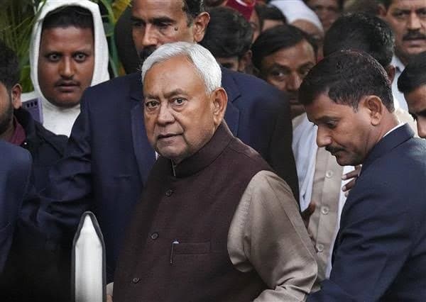 CM Nitish Kumar को मिली जान से मारने की धमकी's image